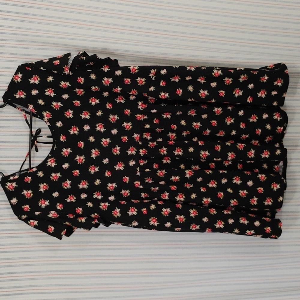 Honey Me Curvy Black Floral Top XL